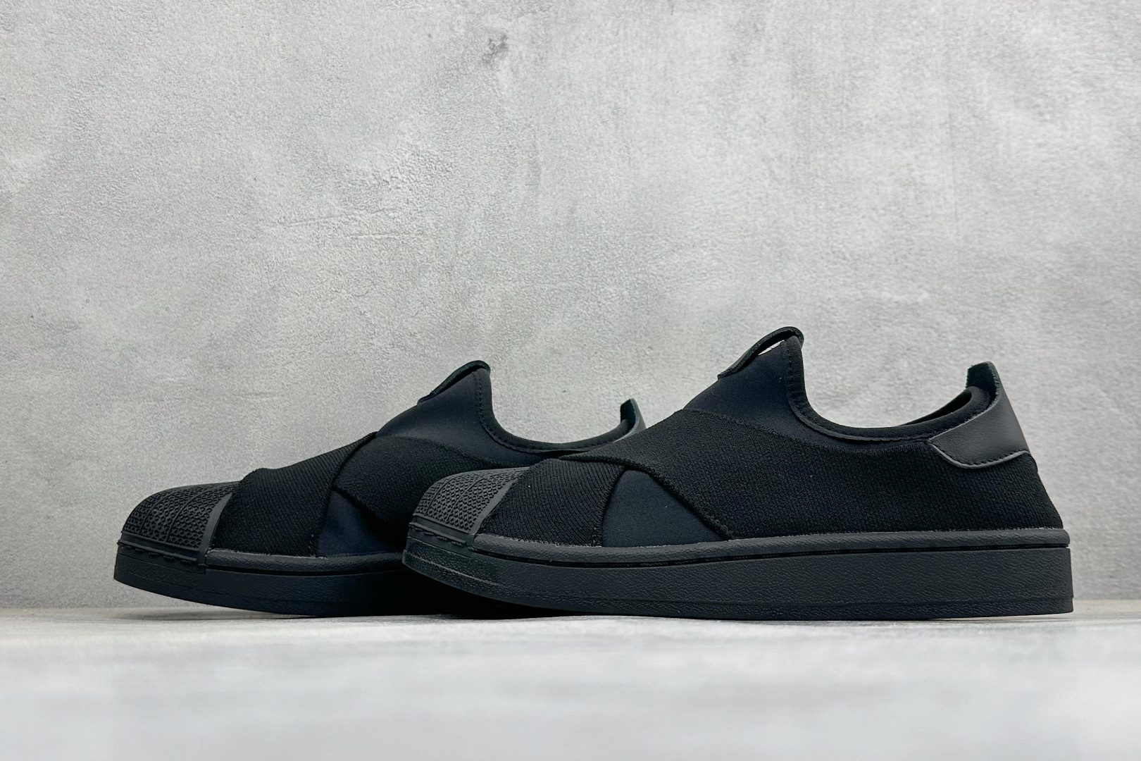Adidas Originals Superstar 贝壳头绑带休闲板鞋 #头层牛皮 原厂固色弹力网布 细节随意对比 货 Adidas Originals Superstar 贝壳头绑带休闲板鞋 #头层牛皮 原厂固色弹力网布 细节随意对比 货