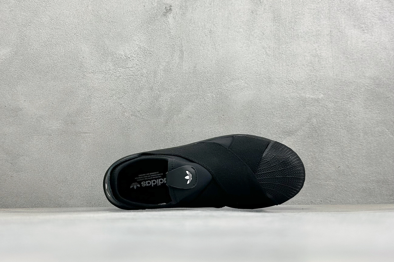Adidas Originals Superstar 贝壳头绑带休闲板鞋 #头层牛皮 原厂固色弹力网布 细节随意对比 货 Adidas Originals Superstar 贝壳头绑带休闲板鞋 #头层牛皮 原厂固色弹力网布 细节随意对比 货