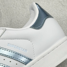 AD Originals Superstar 2 贝壳头板鞋 采用全新头层拼接皮革材质 后跟采用特色3D立体印字 渠道正 AD Originals Superstar 2 贝壳头板鞋 采用全新头层拼接皮革材质 后跟采用特色3D立体印字 渠道正