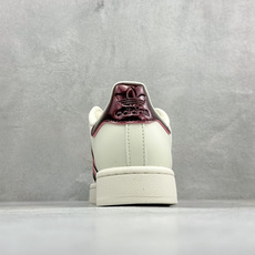 AD Originals Superstar 2 贝壳头板鞋 采用全新头层拼接皮革材质 后跟采用特色3D立体印字 渠道正 AD Originals Superstar 2 贝壳头板鞋 采用全新头层拼接皮革材质 后跟采用特色3D立体印字 渠道正