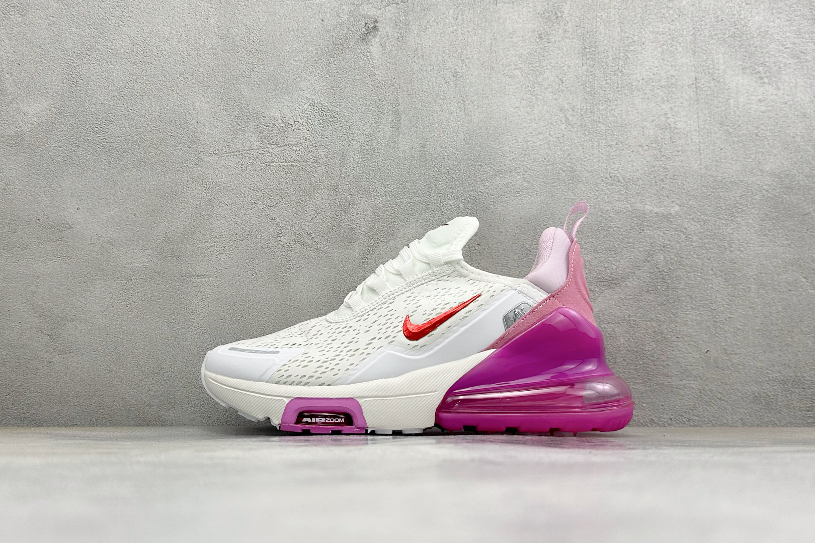 GS版Nike Air Max 270 Flyknit 耐克气垫休闲运动跑鞋 时尚舒适的穿着感受和出众格调 鞋款设计灵感