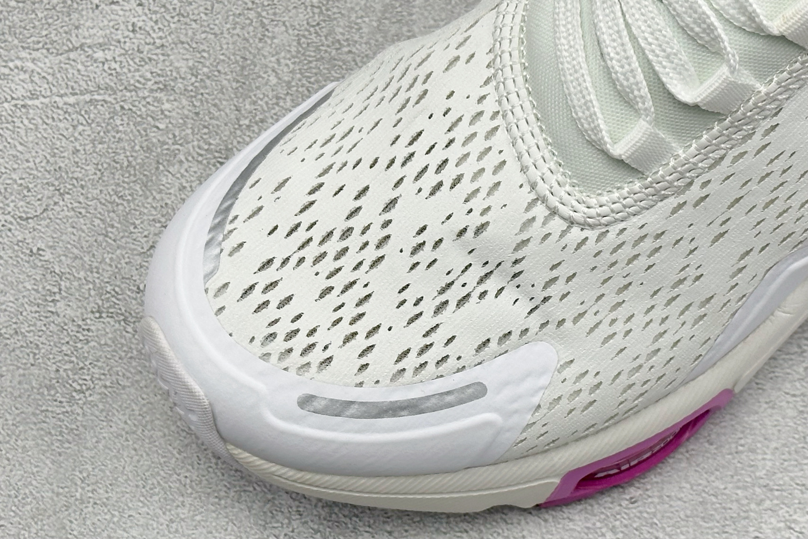 GS版Nike Air Max 270 Flyknit 耐克气垫休闲运动跑鞋 时尚舒适的穿着感受和出众格调 鞋款设计灵感