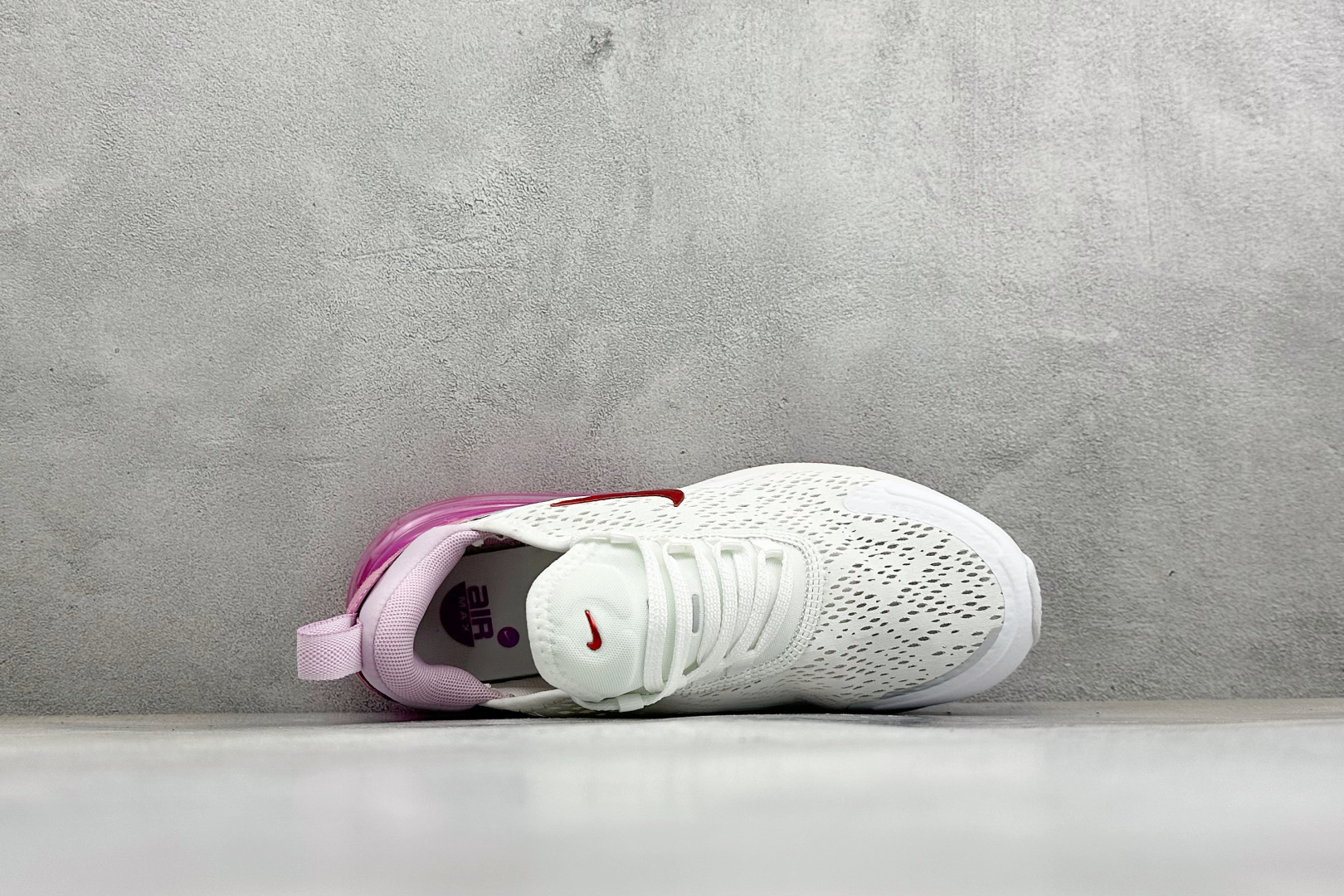 GS版Nike Air Max 270 Flyknit 耐克气垫休闲运动跑鞋 时尚舒适的穿着感受和出众格调 鞋款设计灵感