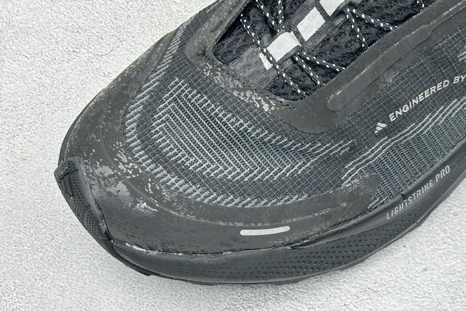 TG版Adidas Holo Peak 阿迪达斯 防滑运动 舒适贴合 低帮越野跑鞋 货号: KI1520 尺码: 36 TG版Adidas Holo Peak 阿迪达斯 防滑运动 舒适贴合 低帮越野跑鞋 货号: KI1520 尺码: 36