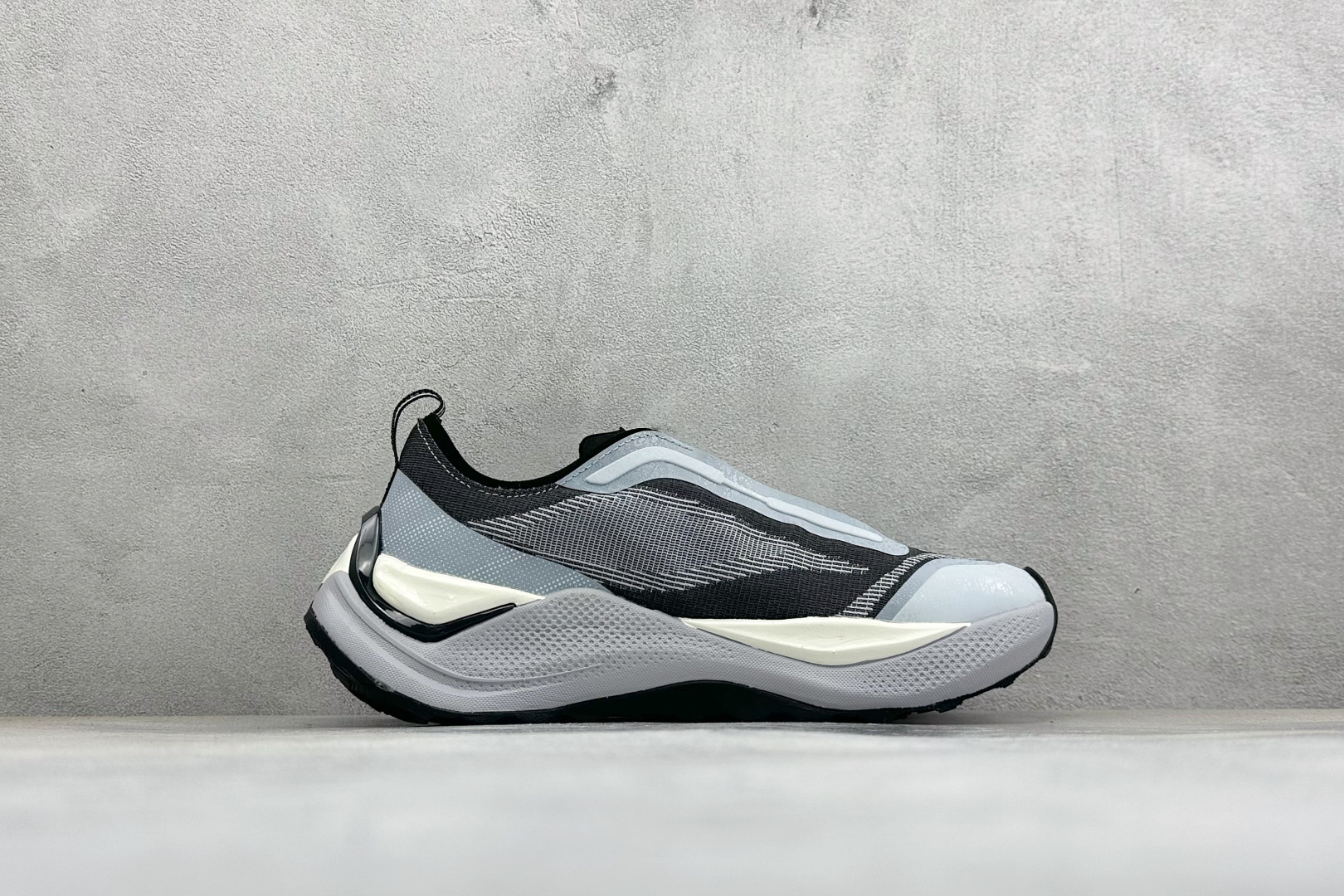 TG版Adidas Holo Peak 阿迪达斯 防滑运动 舒适贴合 低帮越野跑鞋 货号: KI1525 尺码: 36 