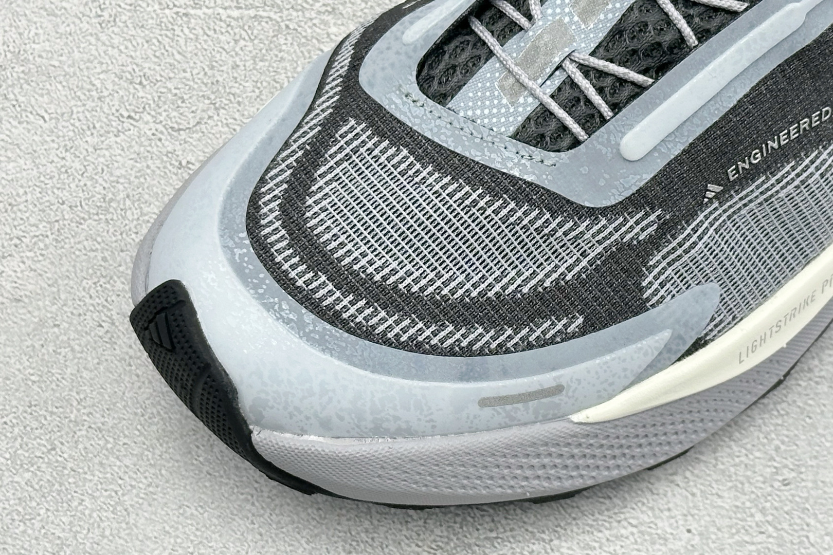 TG版Adidas Holo Peak 阿迪达斯 防滑运动 舒适贴合 低帮越野跑鞋 货号: KI1525 尺码: 36 