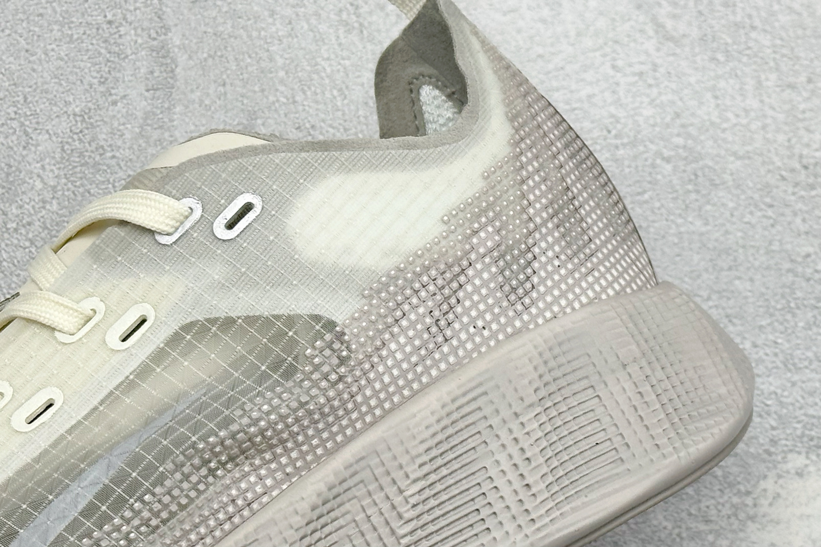 Y版Nike Ava X 耐克 舒适百搭耐磨低帮 休闲跑步鞋 采用轻盈的机能型织物鞋面 专为四季穿着而设计 流线型TPU