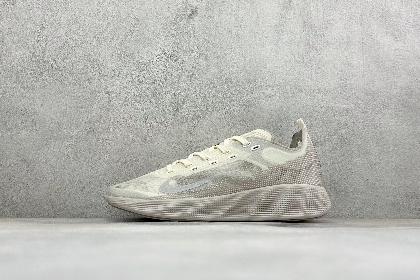 Y版Nike Ava X 耐克 舒适百搭耐磨低帮 休闲跑步鞋 采用轻盈的机能型织物鞋面 专为四季穿着而设计 流线型TPU