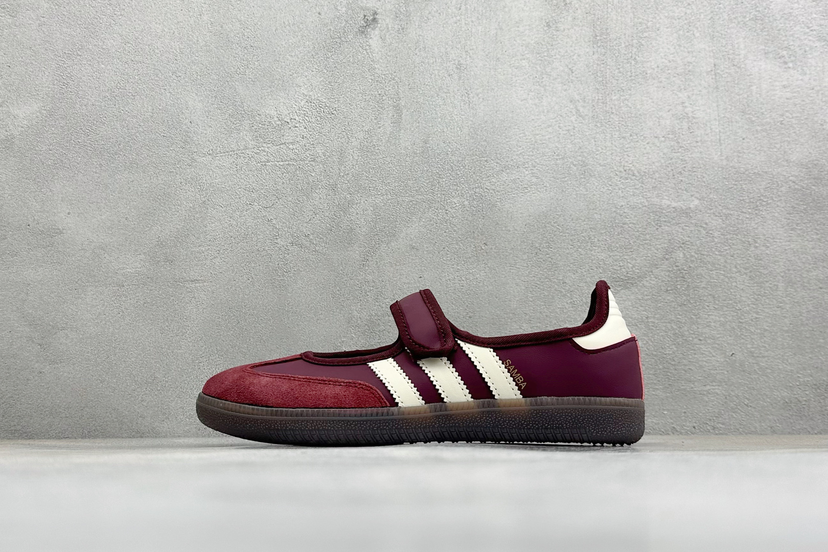 HY版Adidas Samba Jane w 阿迪达斯玛丽珍懒人 一脚蹬休闲鞋 Adidas Samba Janes采用