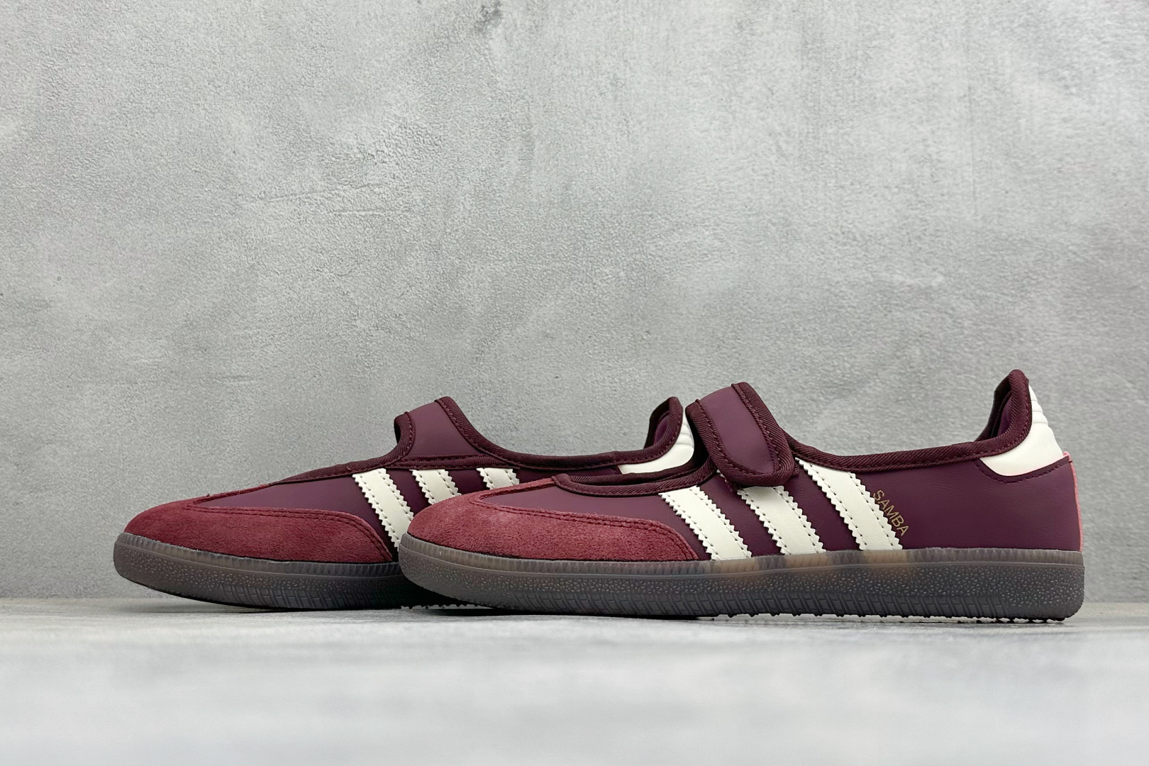 HY版Adidas Samba Jane w 阿迪达斯玛丽珍懒人 一脚蹬休闲鞋 Adidas Samba Janes采用
