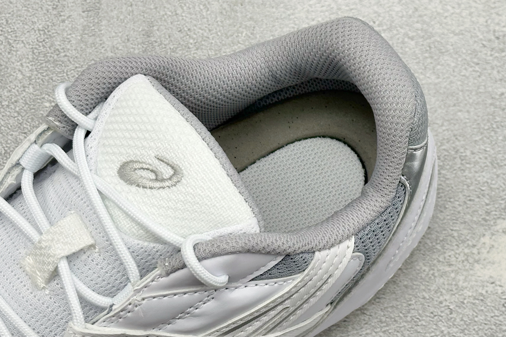 ZH版Asics Hypersync 亚瑟士 薄底德训 时尚经典透气包裹性轻便 低帮休闲板鞋 以复古之名 解锁街头新表达