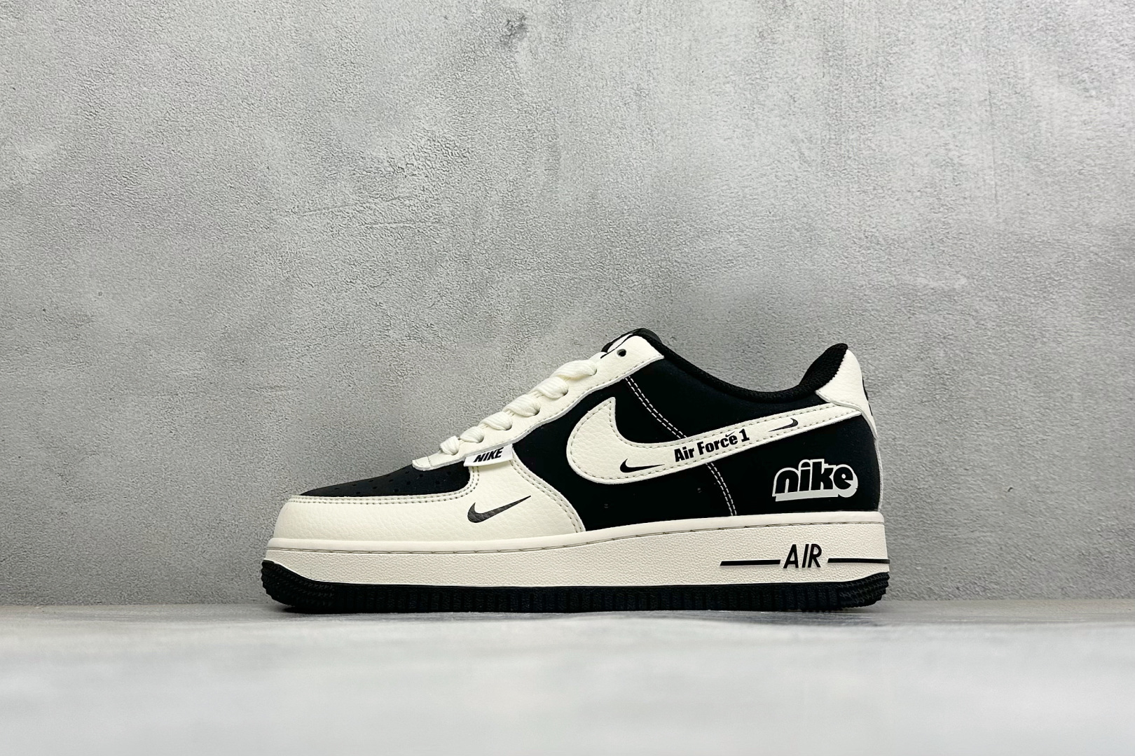 福利特价 Nike Air Force 1'07 Low 联名款 空军一号低帮休闲板鞋 #原楦原纸板 纯正空军版型 内置 福利特价 Nike Air Force 1'07 Low 联名款 空军一号低帮休闲板鞋 #原楦原纸板 纯正空军版型 内置