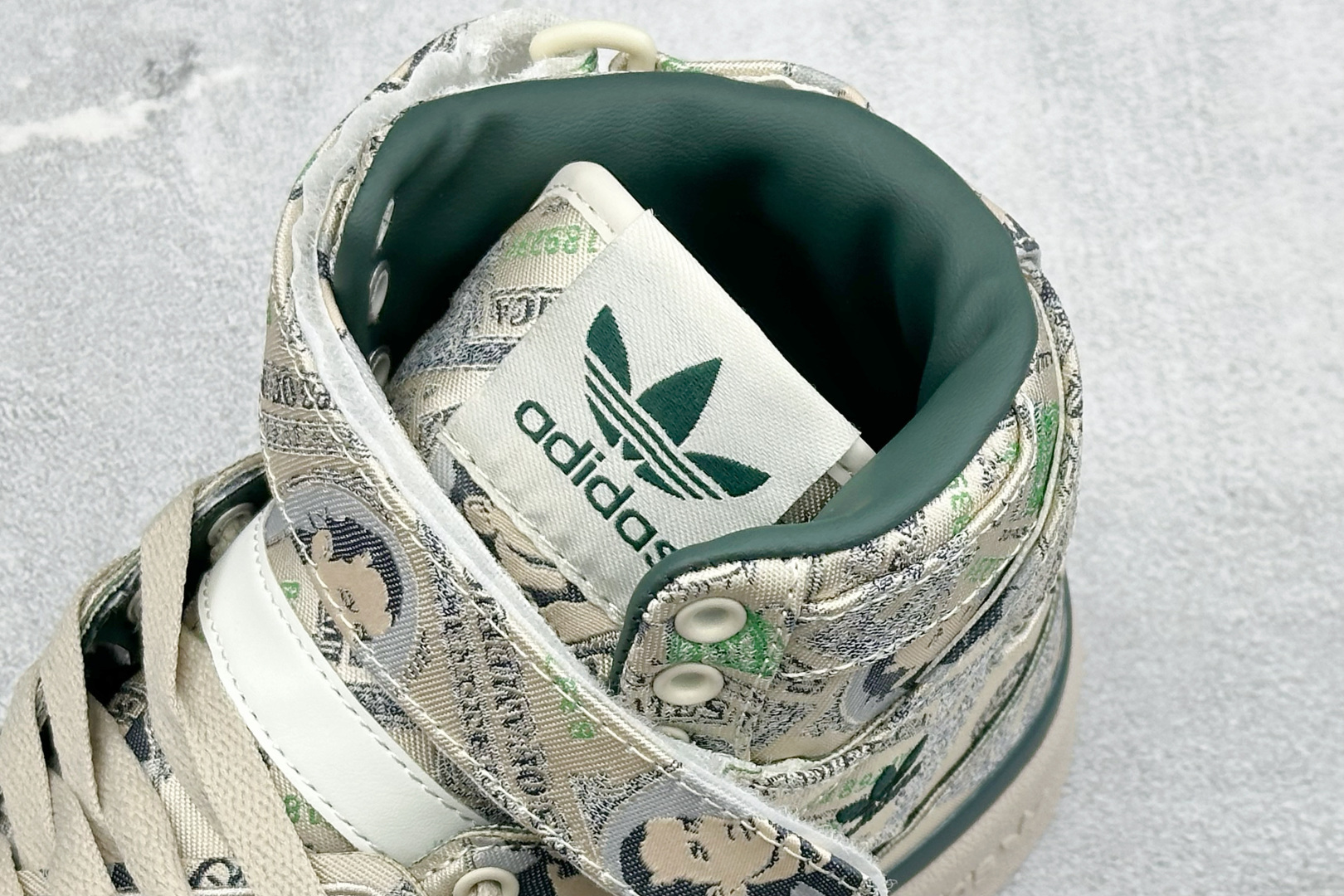 Jeremy Scott x adidas originals FORUM MONEY LO 满印纸钞 耐磨轻便 高帮 Jeremy Scott x adidas originals FORUM MONEY LO 满印纸钞 耐磨轻便 高帮