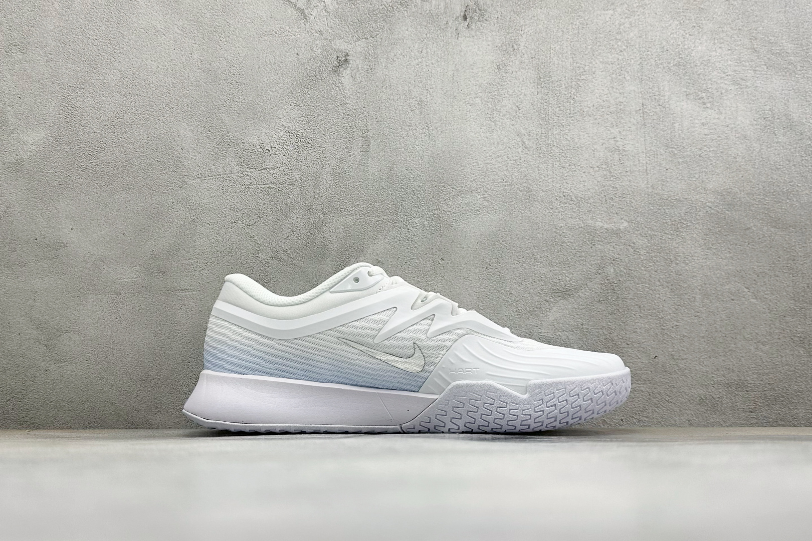 NIkE M ZOOM VAPOR PRO 3 HC 舒适百搭减震低帮网球鞋 货号：IR8252-401 尺码：36-4