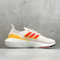 福利特价 Adidas UltraBoost 21 轻盈运动厚底跑鞋 阿迪达斯Adidas UltraBoost 21 福利特价 Adidas UltraBoost 21 轻盈运动厚底跑鞋 阿迪达斯Adidas UltraBoost 21
