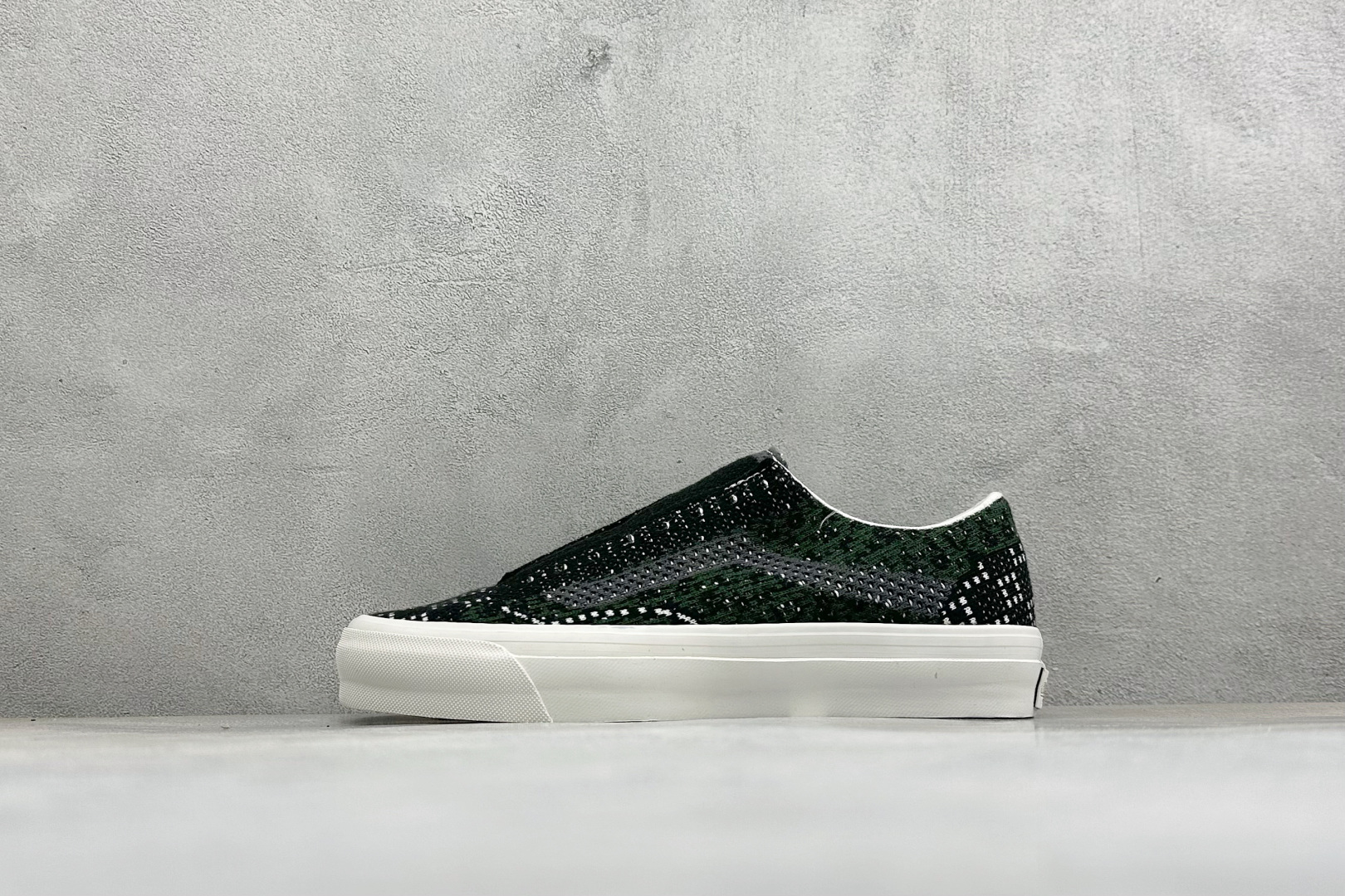 Vans Old Skool 36 EK 万斯低邦休闲滑板鞋 工艺：硫化1:1（重量1:1、真标、原钢印、材质标、鞋型标