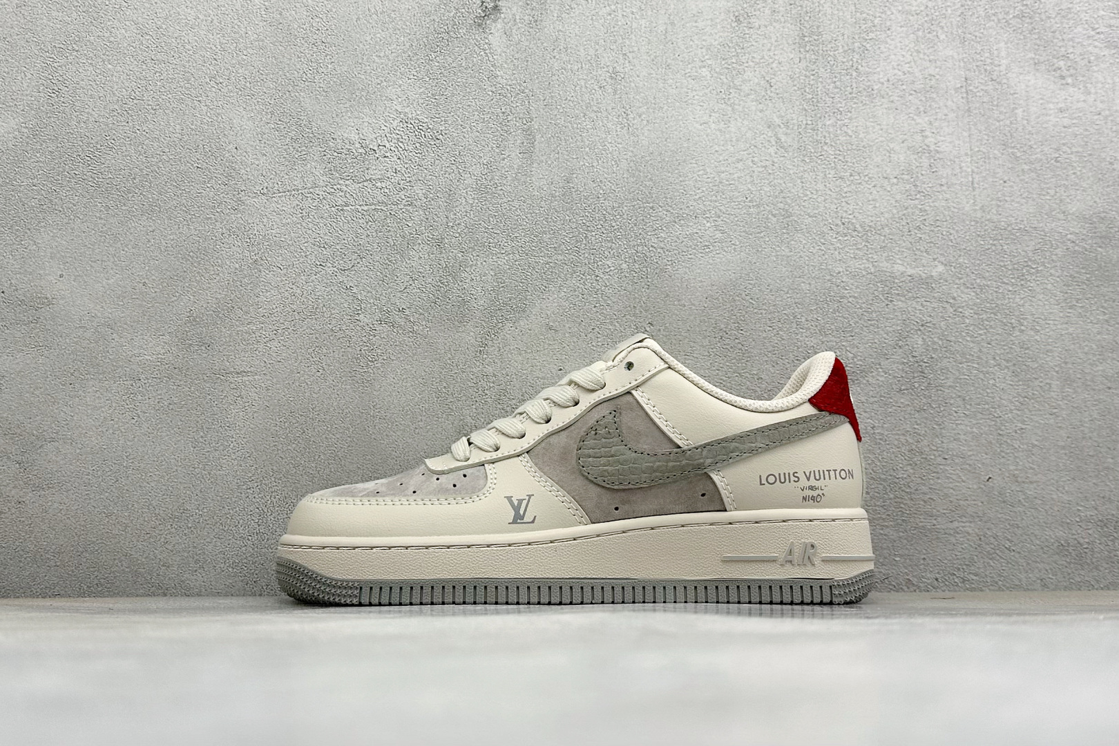 福利特价 Nike Air Force 1'07 Low 联名款 空军一号低帮休闲板鞋 #原楦原纸板 纯正空军版型 内置 福利特价 Nike Air Force 1'07 Low 联名款 空军一号低帮休闲板鞋 #原楦原纸板 纯正空军版型 内置