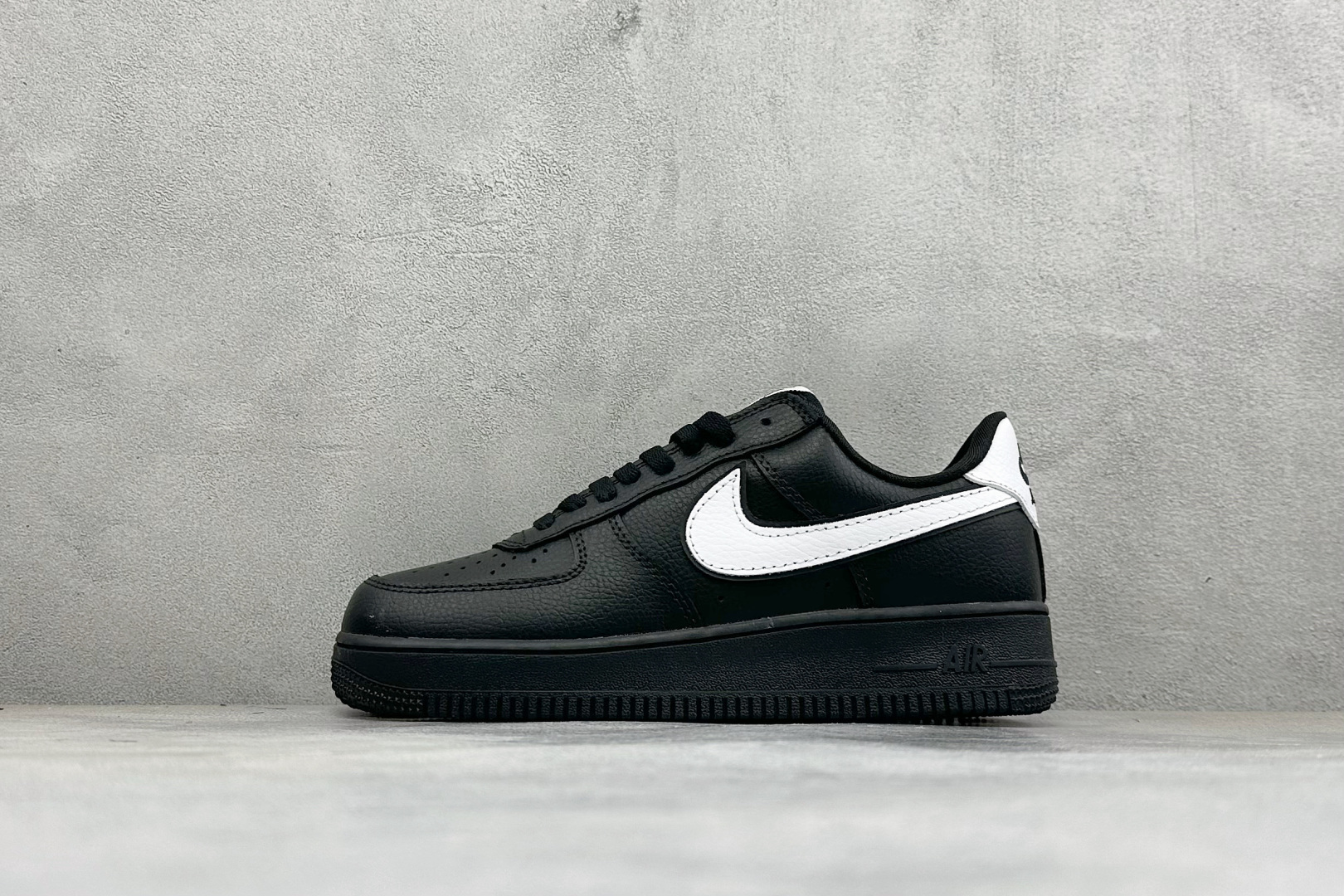 福利特价 Nike Air Force 1'07 Low 联名款 空军一号低帮休闲板鞋 #原楦原纸板 纯正空军版型 内置 福利特价 Nike Air Force 1'07 Low 联名款 空军一号低帮休闲板鞋 #原楦原纸板 纯正空军版型 内置