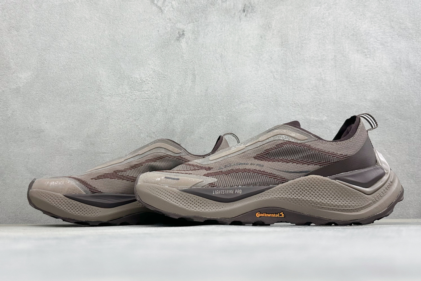 TG版Adidas Holo Peak 阿迪达斯 防滑运动 舒适贴合 低帮越野跑鞋 货号: KI1522 尺码: 36 