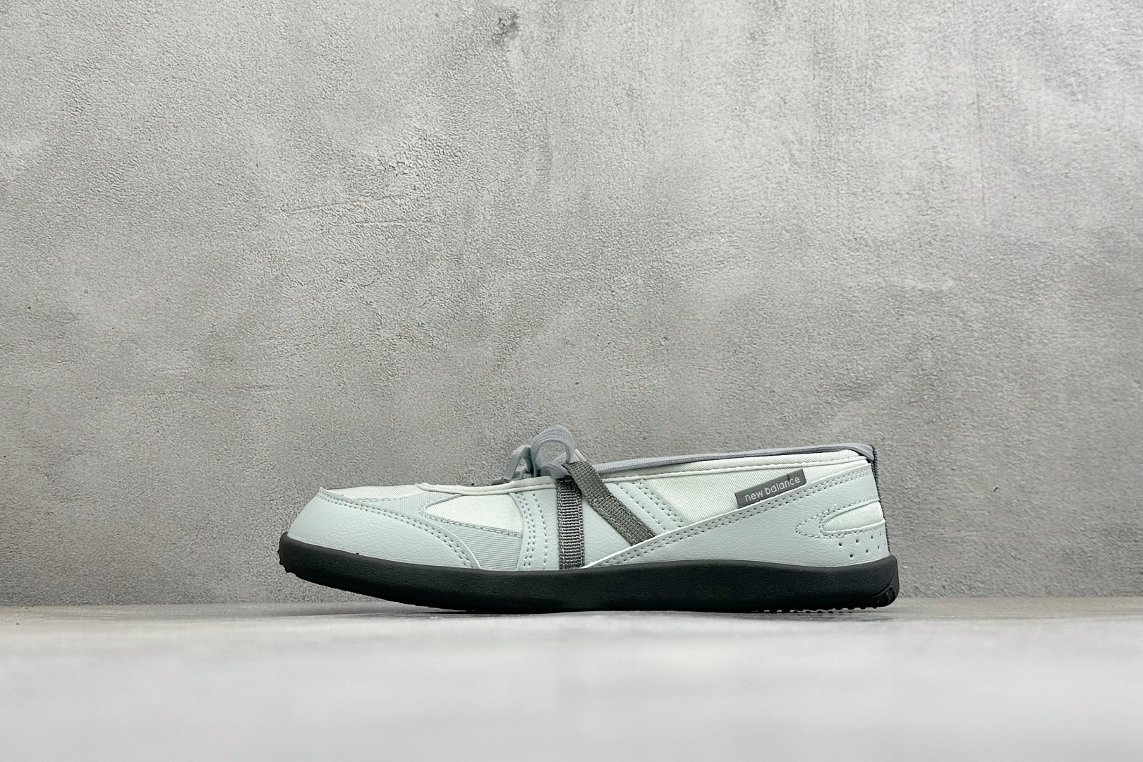 HY版New Balance Flat Breeze 2601 舒适贴合玛丽珍鞋 货号：SD2601GM 尺码：36 3
