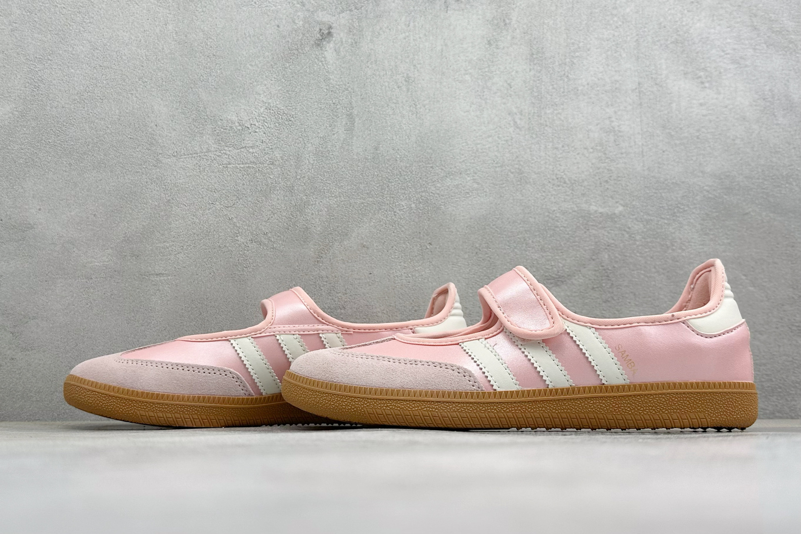 HY版Adidas Samba Jane w 阿迪达斯玛丽珍懒人 一脚蹬休闲鞋 Adidas Samba Janes采用