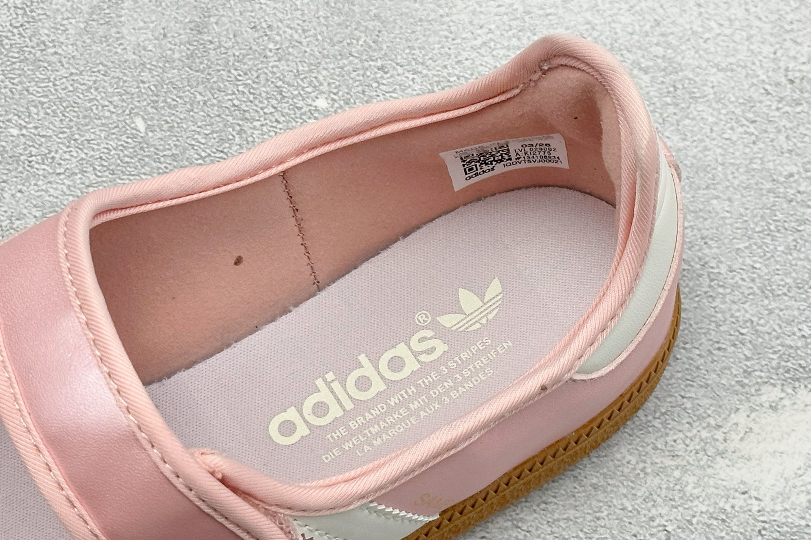 HY版Adidas Samba Jane w 阿迪达斯玛丽珍懒人 一脚蹬休闲鞋 Adidas Samba Janes采用