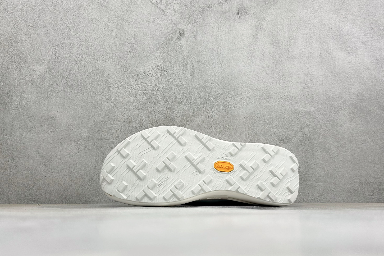 M版Norda 诺达 005 Sneaker0111 杰尼亚联名 网面越野跑步鞋 加拿大高端品牌 官方售价187K+ 运 M版Norda 诺达 005 Sneaker0111 杰尼亚联名 网面越野跑步鞋 加拿大高端品牌 官方售价187K+ 运