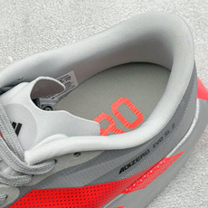 DC版Adidas Adizero Evo SL 2 阿迪超轻透气缓震跑鞋 整体外观造型与adiZero Adios P DC版Adidas Adizero Evo SL 2 阿迪超轻透气缓震跑鞋 整体外观造型与adiZero Adios P