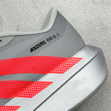 DC版Adidas Adizero Evo SL 2 阿迪超轻透气缓震跑鞋 整体外观造型与adiZero Adios P DC版Adidas Adizero Evo SL 2 阿迪超轻透气缓震跑鞋 整体外观造型与adiZero Adios P
