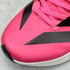 DC版Adidas Adizero Evo SL 2 阿迪超轻透气缓震跑鞋 整体外观造型与adiZero Adios P DC版Adidas Adizero Evo SL 2 阿迪超轻透气缓震跑鞋 整体外观造型与adiZero Adios P