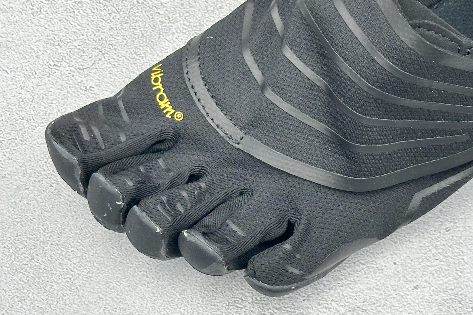 Vibram V-Soul 健身赤足深蹲支撑速干芭蕾五指鞋 25W7203 Coral Pink 尺码：36 37 38