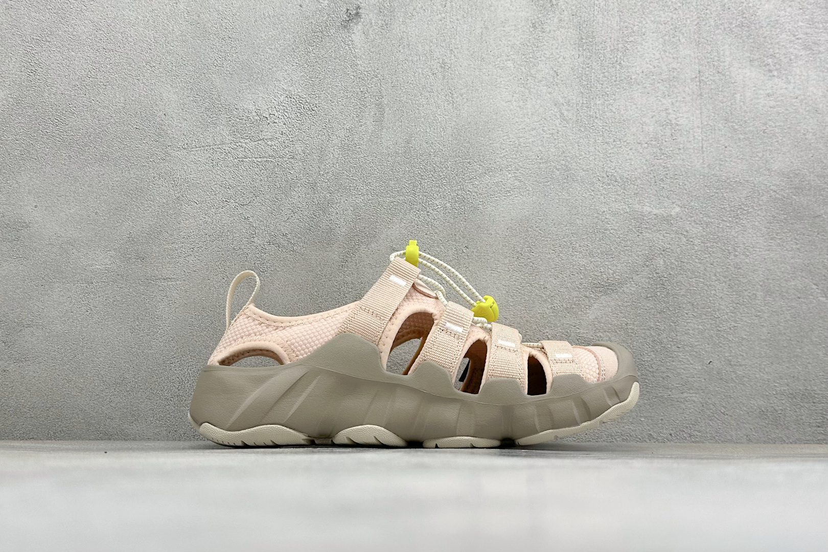 KEEN Newport H2 科恩防滑耐磨低帮户外功能鞋溯溪鞋凉鞋 KEEN诞生于2003年的美国人气户外品牌,以一双 KEEN Newport H2 科恩防滑耐磨低帮户外功能鞋溯溪鞋凉鞋 KEEN诞生于2003年的美国人气户外品牌,以一双