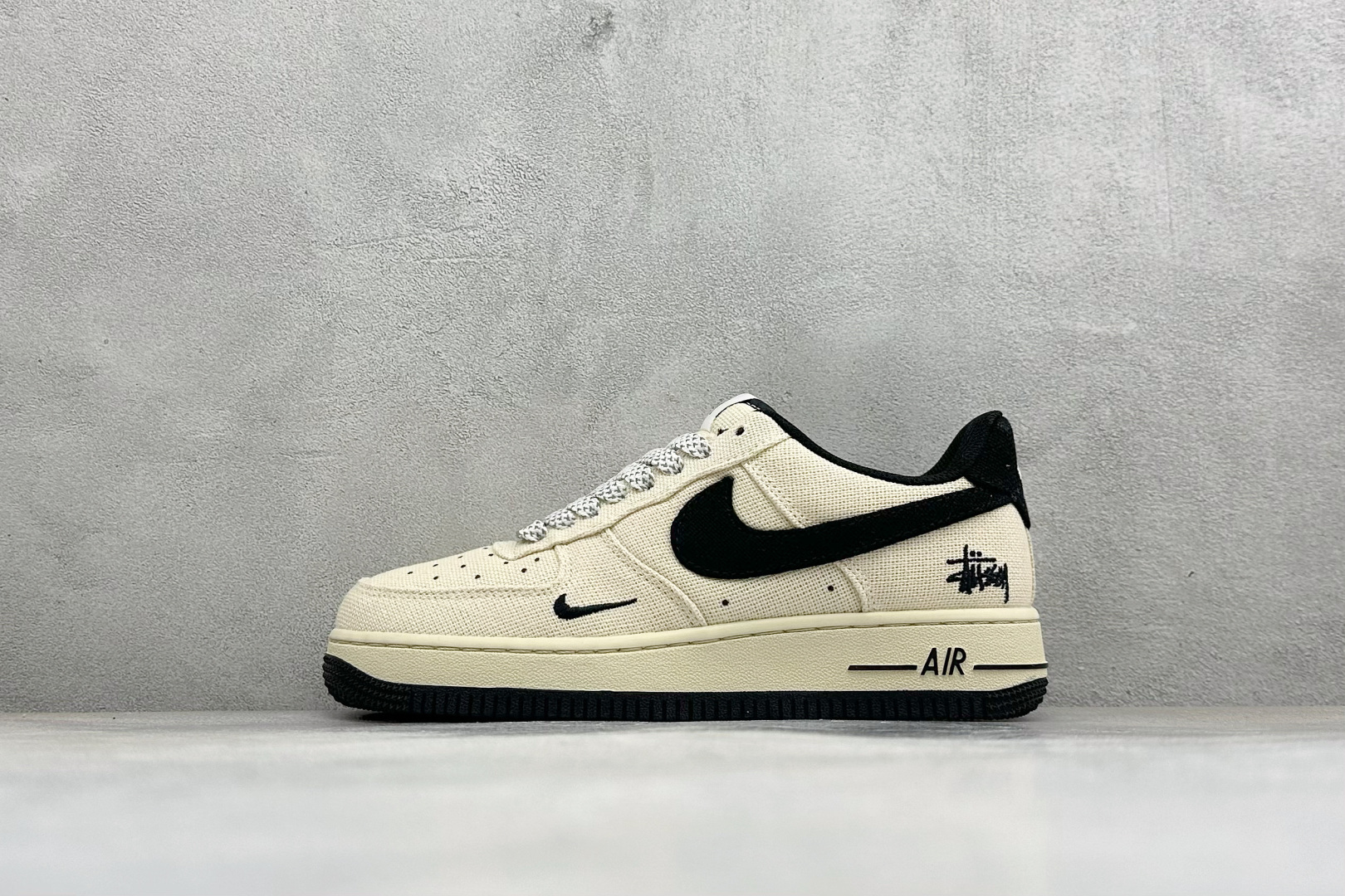 福利特价 Nike Air Force 1'07 Low 联名款 空军一号低帮休闲板鞋 #原楦原纸板 纯正空军版型 内置
