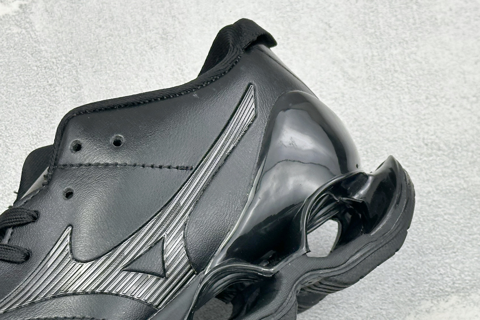 MIZUNO美津浓亮黑色PROPHECY Morelia Neo预言缓震跑鞋 货号: D1GA 尺码: 36-46 