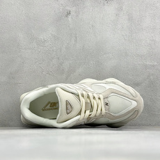 BF版New Balance 9060系列 新百伦 复古休闲运动慢跑鞋 鞋面大身由空间双格及磨砂鞋面拼接而生 采用大面积 BF版New Balance 9060系列 新百伦 复古休闲运动慢跑鞋 鞋面大身由空间双格及磨砂鞋面拼接而生 采用大面积