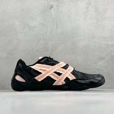 ZH版Asics Hypersync 亚瑟士 薄底德训 时尚经典透气包裹性轻便 低帮休闲板鞋 以复古之名 解锁街头新表达 ZH版Asics Hypersync 亚瑟士 薄底德训 时尚经典透气包裹性轻便 低帮休闲板鞋 以复古之名 解锁街头新表达