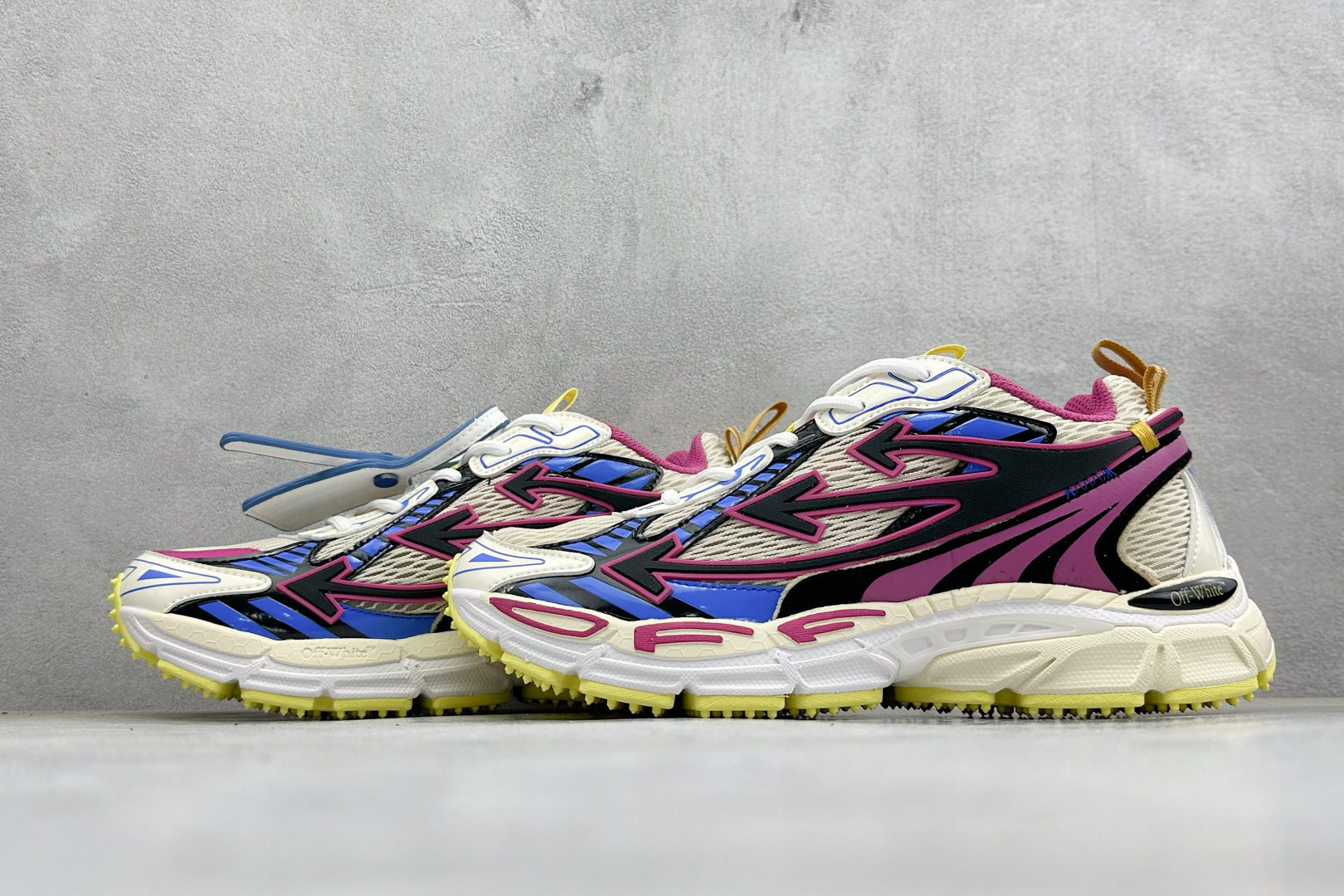 S版 Off-White 防滑耐磨透气性轻便跑鞋 #百分百原盒正确版 #原楦原纸板数据开发#4层分离大底#鞋面采用3d立 S版 Off-White 防滑耐磨透气性轻便跑鞋 #百分百原盒正确版 #原楦原纸板数据开发#4层分离大底#鞋面采用3d立