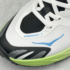 HOKA ONE ONE SPEEDGOAT 7 舒适百搭越野跑鞋 J-FRAME™M结构拥有专利认证,避免防过度内 旋 HOKA ONE ONE SPEEDGOAT 7 舒适百搭越野跑鞋 J-FRAME™M结构拥有专利认证,避免防过度内 旋