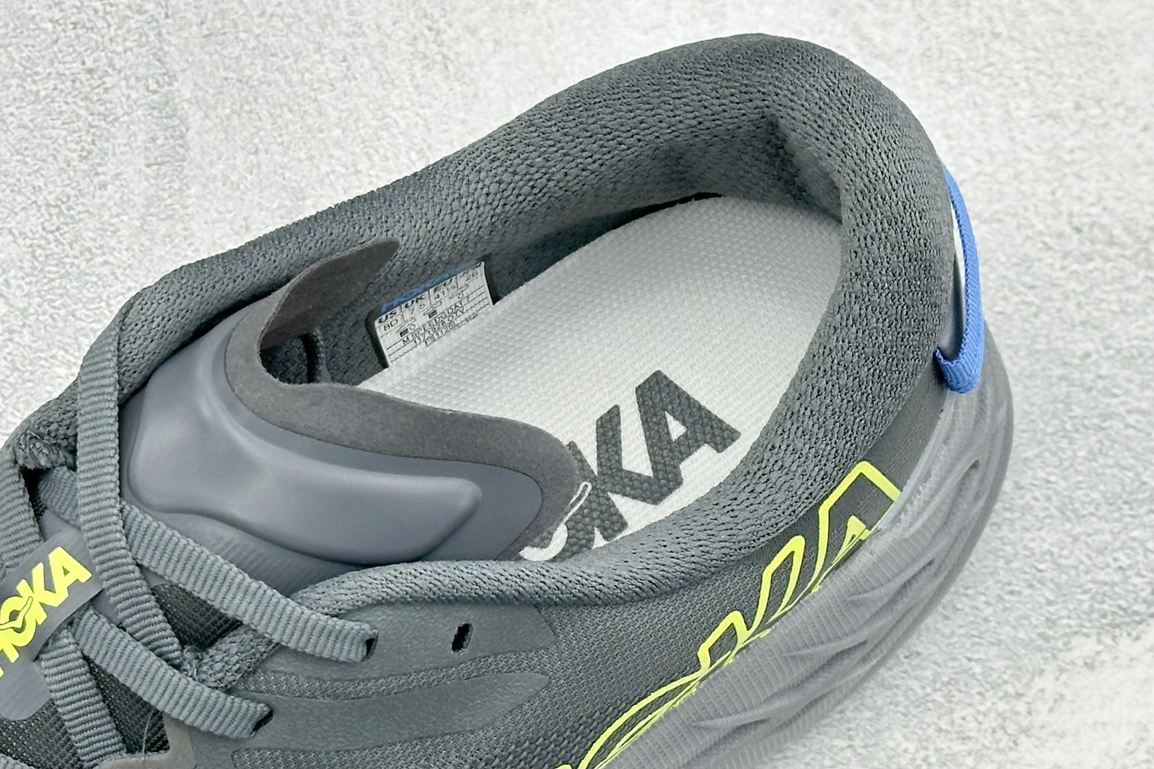 HOKA ONE ONE SPEEDGOAT 7 舒适百搭越野跑鞋 J-FRAME™M结构拥有专利认证,避免防过度内 旋 HOKA ONE ONE SPEEDGOAT 7 舒适百搭越野跑鞋 J-FRAME™M结构拥有专利认证,避免防过度内 旋