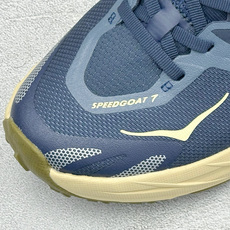 HOKA ONE ONE SPEEDGOAT 7 舒适百搭越野跑鞋 J-FRAME™M结构拥有专利认证,避免防过度内 旋 HOKA ONE ONE SPEEDGOAT 7 舒适百搭越野跑鞋 J-FRAME™M结构拥有专利认证,避免防过度内 旋