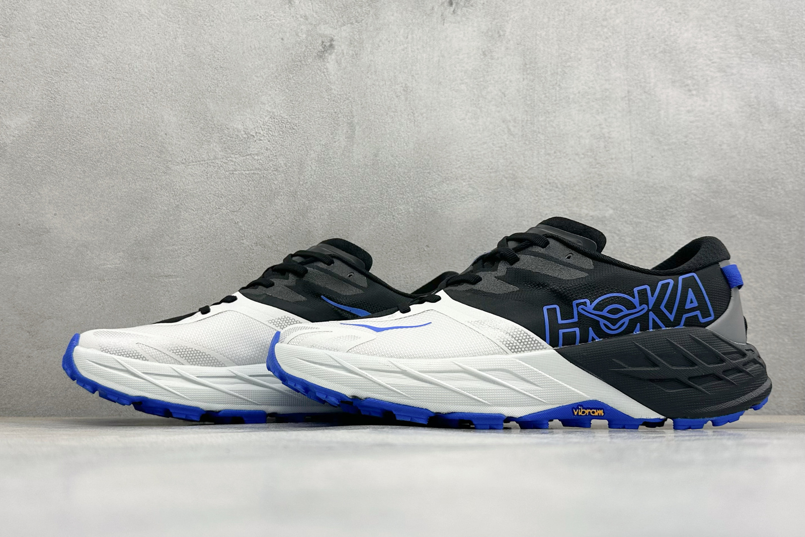 HOKA ONE ONE SPEEDGOAT 7 舒适百搭越野跑鞋 J-FRAME™M结构拥有专利认证,避免防过度内 旋 HOKA ONE ONE SPEEDGOAT 7 舒适百搭越野跑鞋 J-FRAME™M结构拥有专利认证,避免防过度内 旋
