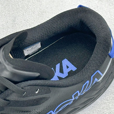 HOKA ONE ONE SPEEDGOAT 7 舒适百搭越野跑鞋 J-FRAME™M结构拥有专利认证,避免防过度内 旋 HOKA ONE ONE SPEEDGOAT 7 舒适百搭越野跑鞋 J-FRAME™M结构拥有专利认证,避免防过度内 旋