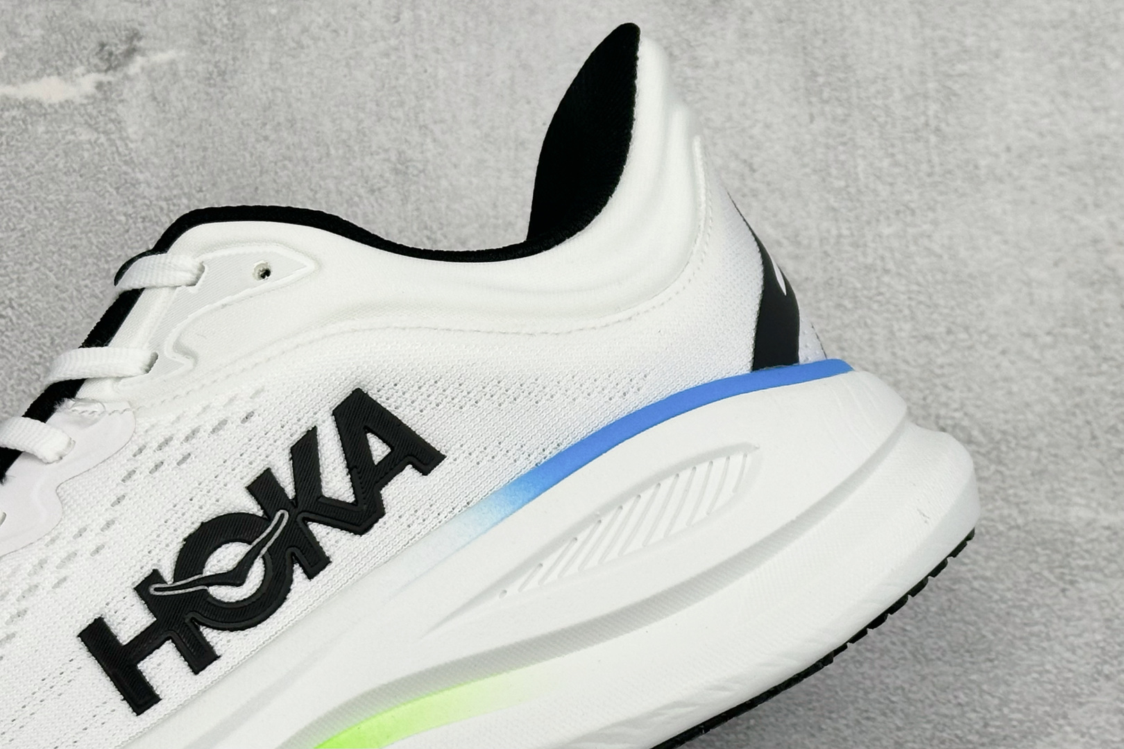 HOKA ONE ONE Bondi 9 复古舒适防滑耐磨低帮山地户外跑步鞋 货号: -FLCK 尺码: 40-45 
