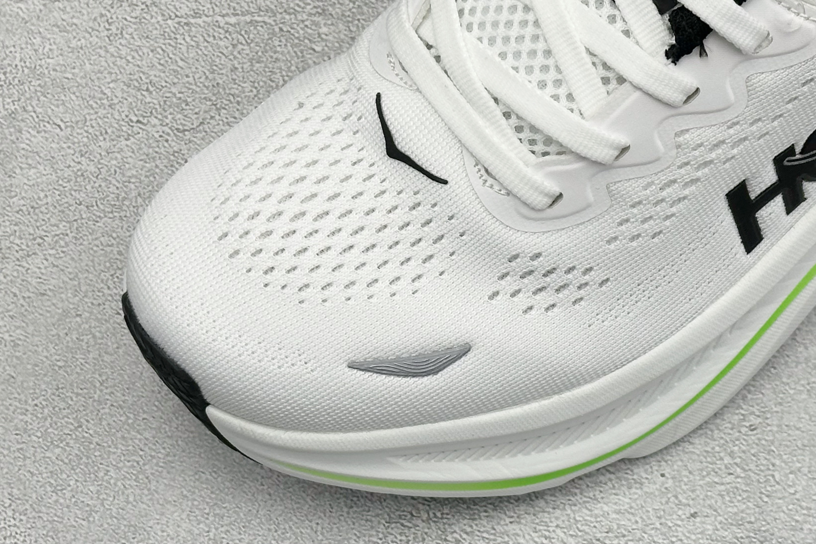 HOKA ONE ONE Bondi 9 复古舒适防滑耐磨低帮山地户外跑步鞋 货号: -FLCK 尺码: 40-45 
