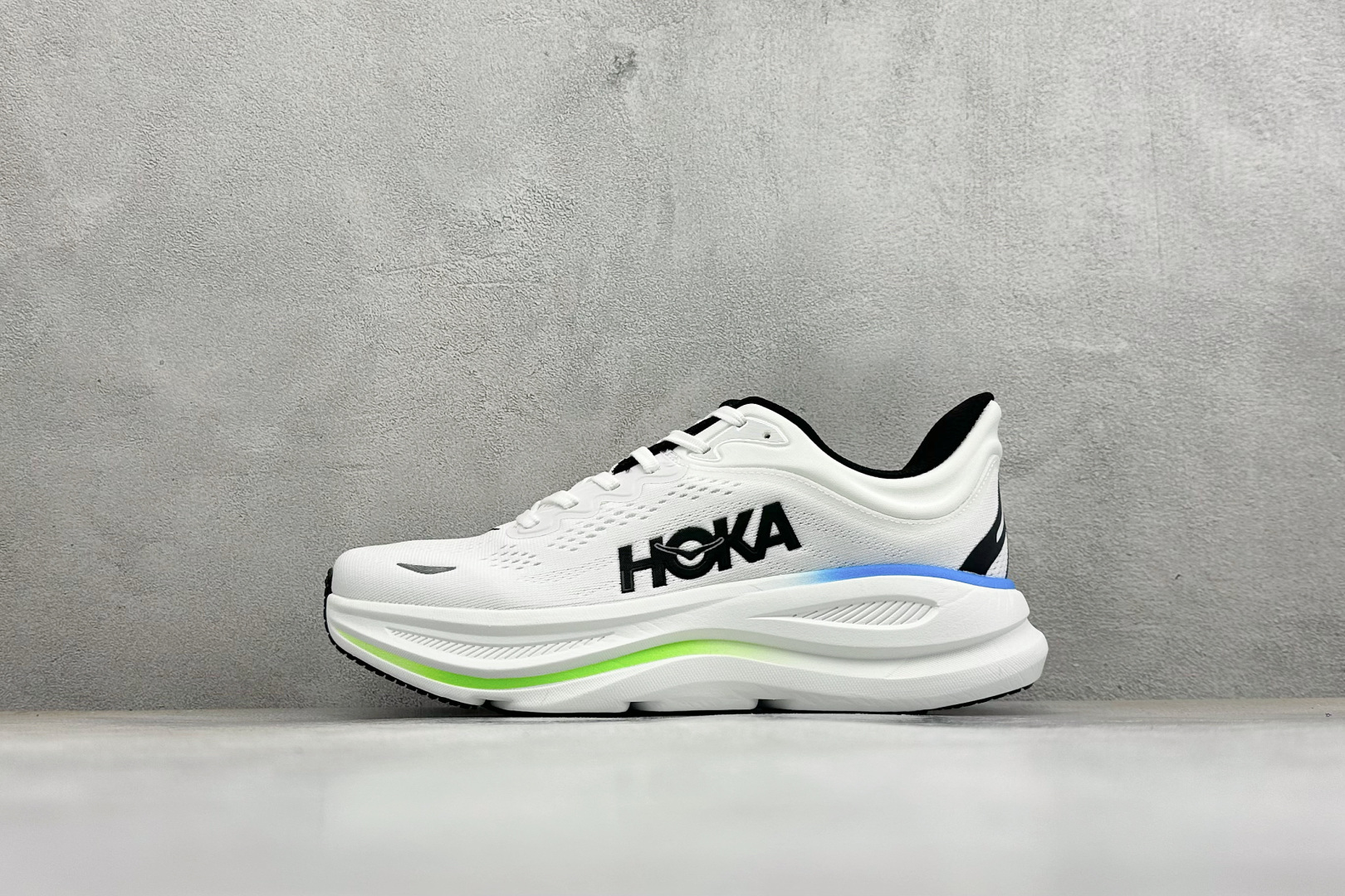 HOKA ONE ONE Bondi 9 复古舒适防滑耐磨低帮山地户外跑步鞋 货号: -FLCK 尺码: 40-45 