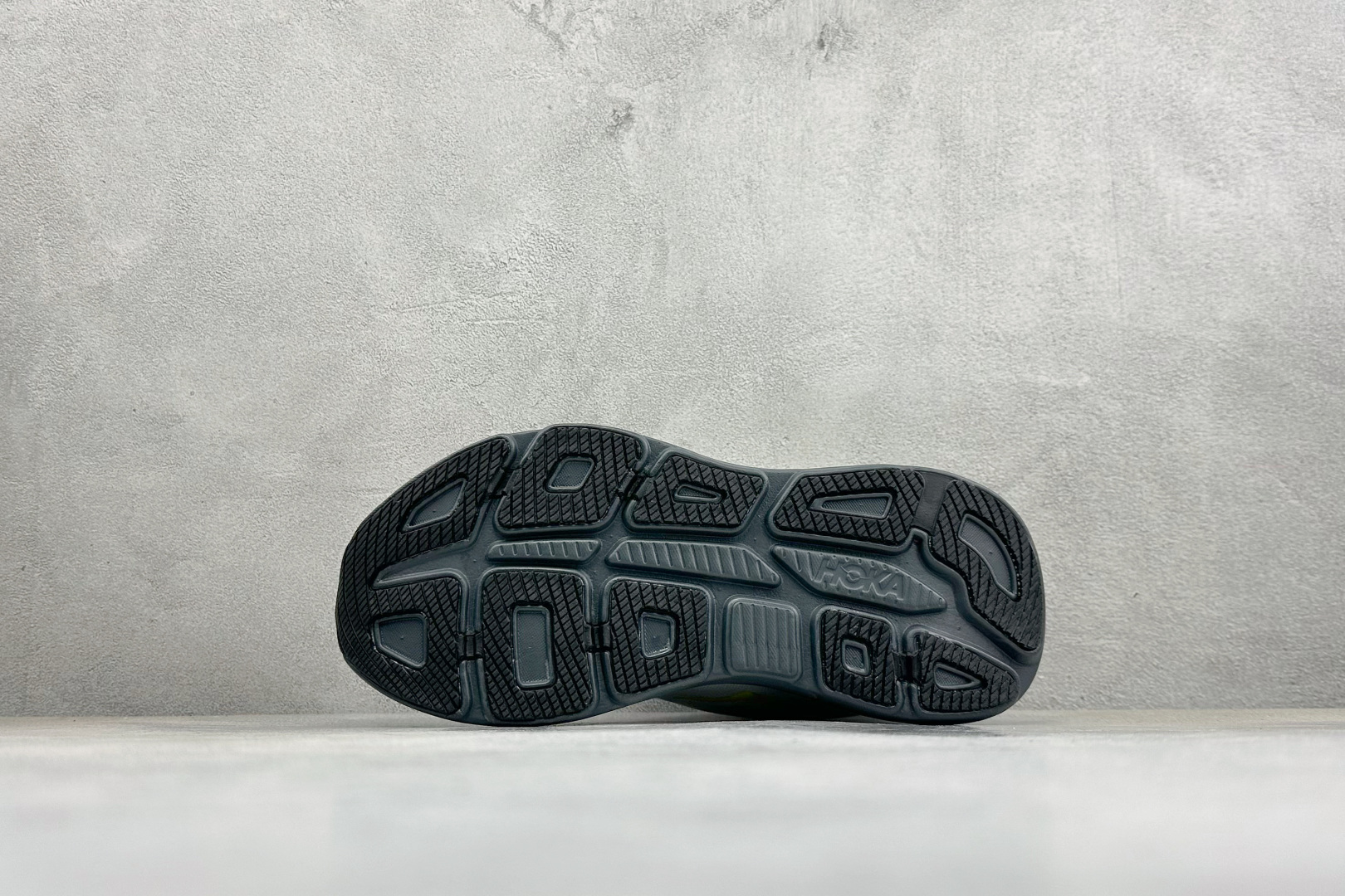 HOKA ONE ONE Bondi 9 复古舒适防滑耐磨低帮山地户外跑步鞋 货号: -WTCT 尺码: 40-45 
