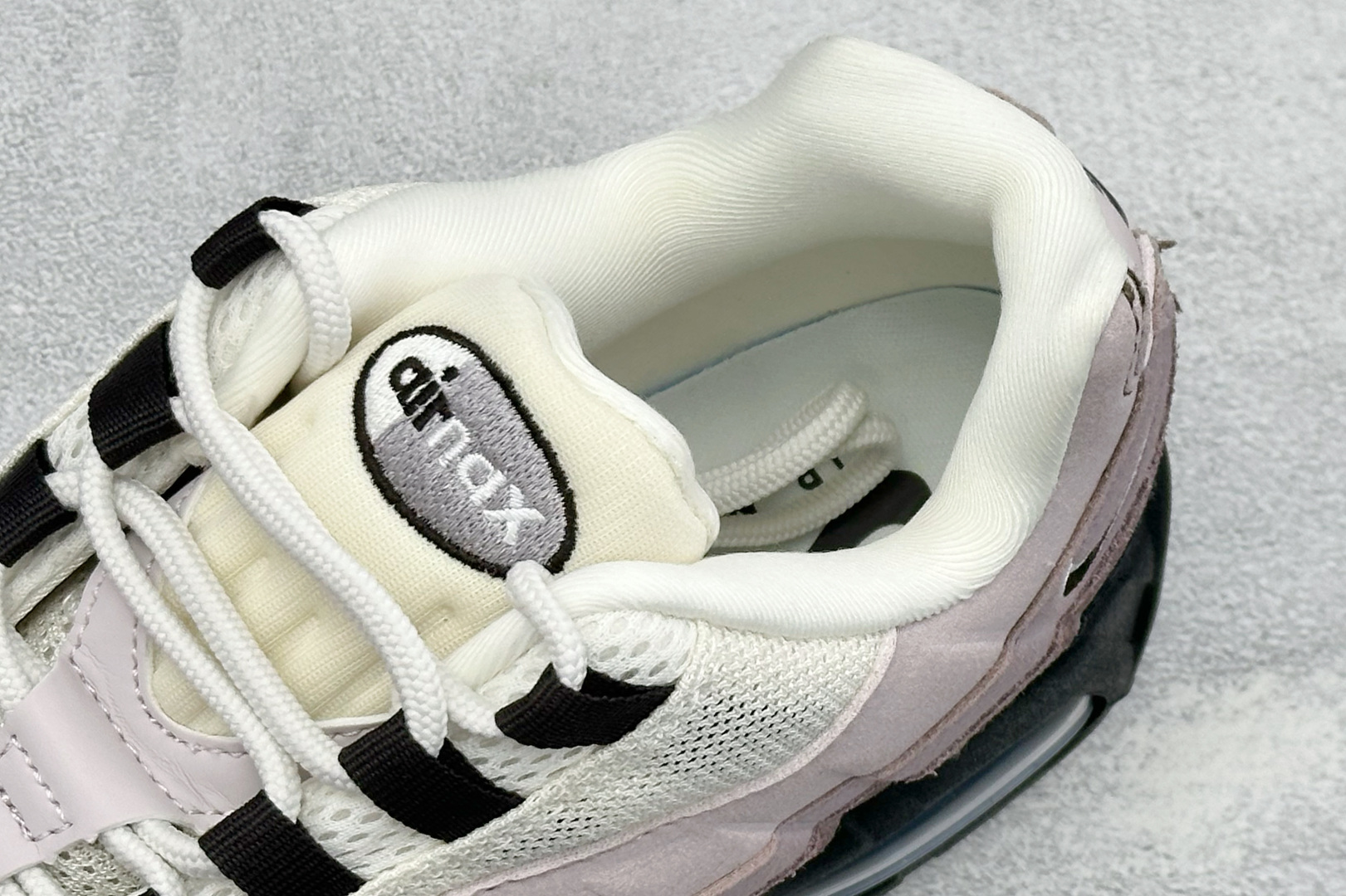 NK Air Max 95 低帮休闲运动板鞋 高端零售外贸专供品质 原数据私模打造 全新私模大底 真实半码一码一模 区别