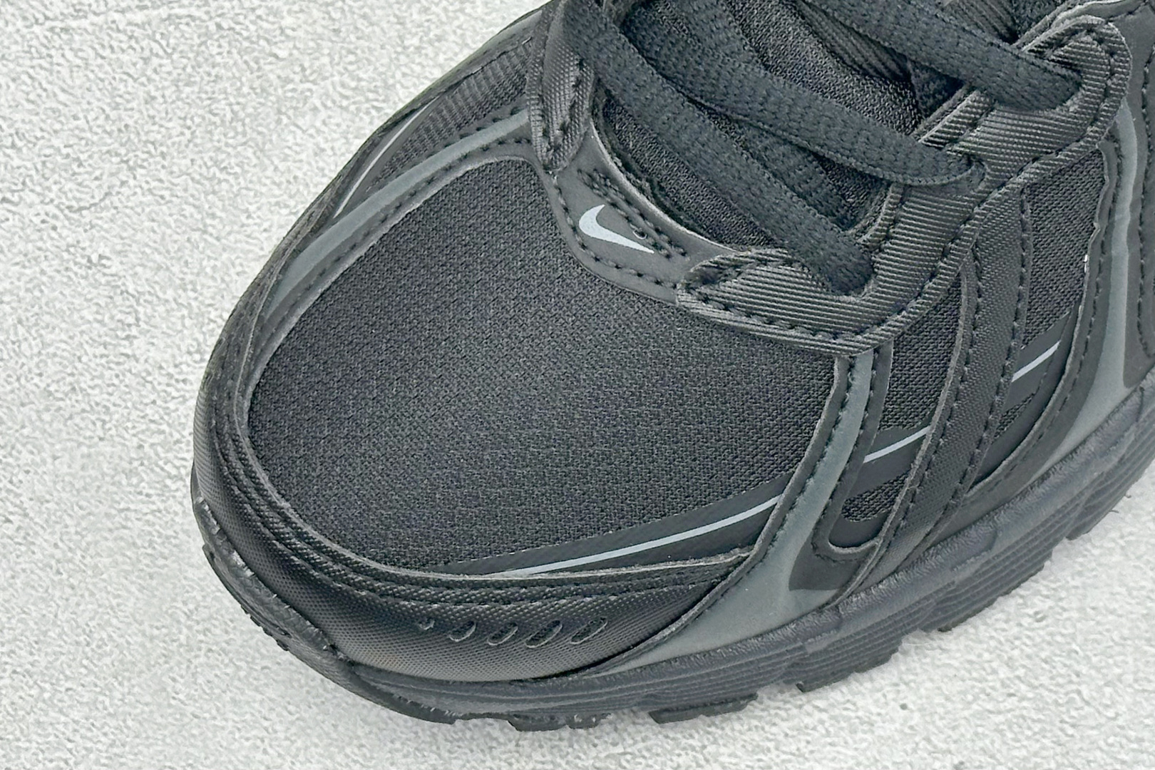 NIKE P-9000 复古休闲 耐克 低帮休闲城市通勤跑步鞋 货号: IZ4751-002 尺码: 36-45没半码 