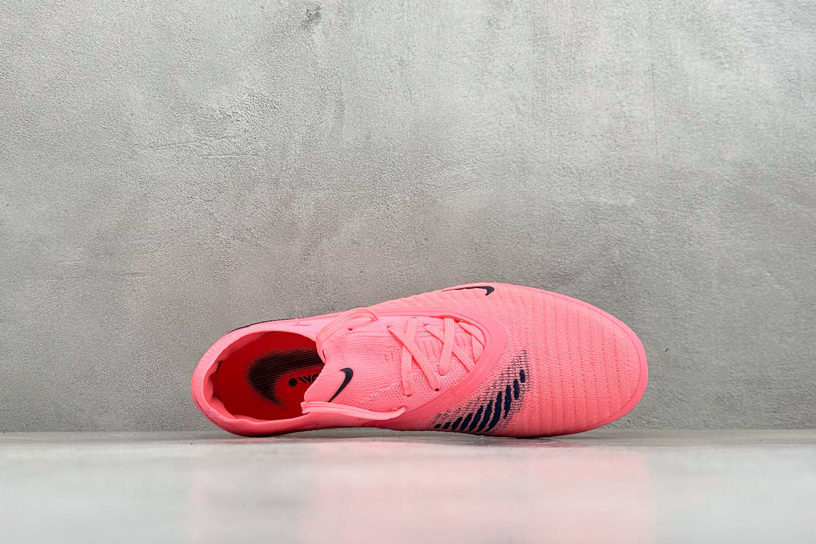 NK PHANTOM 6 LOW ELITE FG LV8 刺客6 轻量耐磨足球鞋 采用Flyknit+Gripknit NK PHANTOM 6 LOW ELITE FG LV8 刺客6 轻量耐磨足球鞋 采用Flyknit+Gripknit