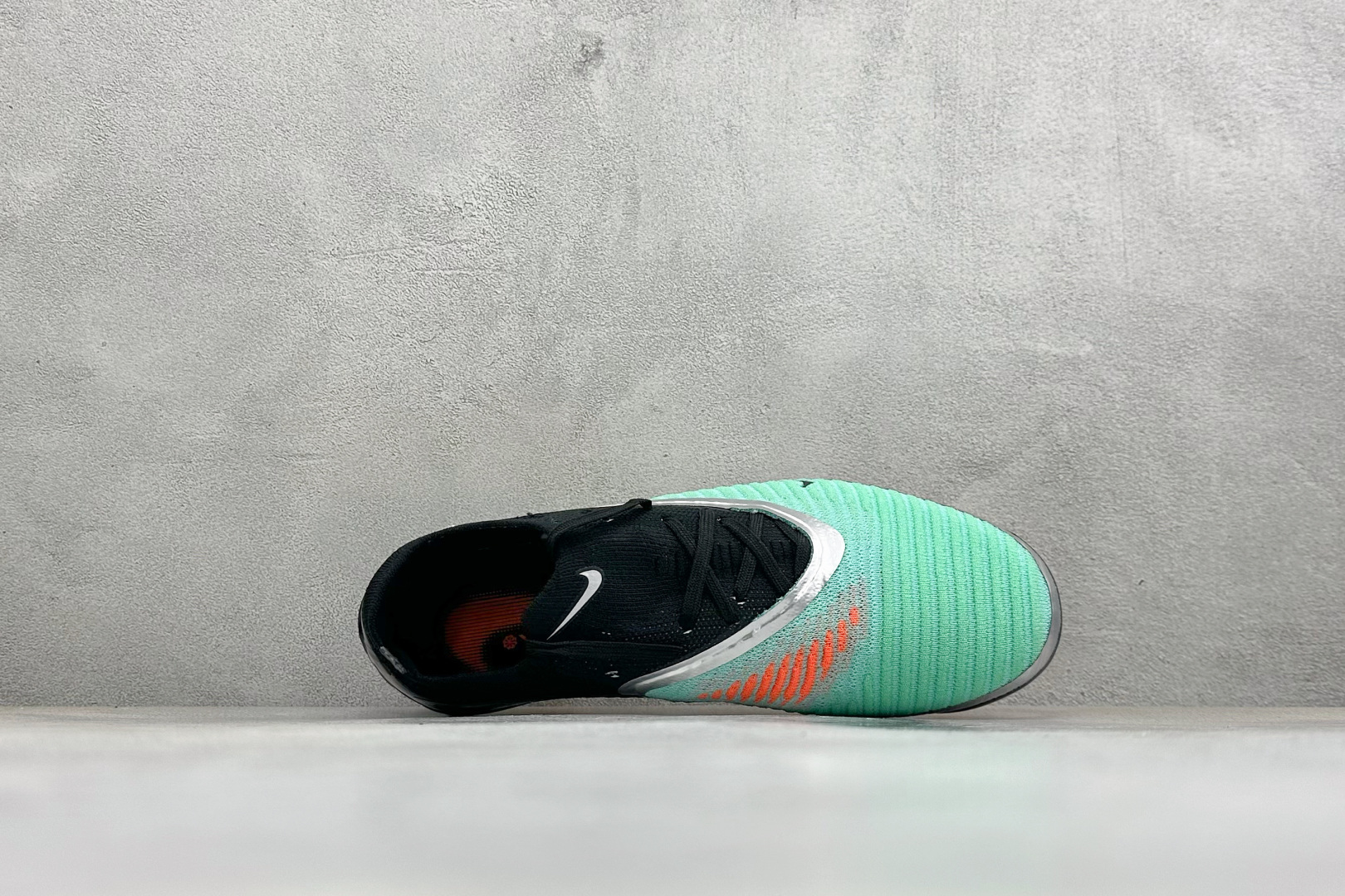 NK PHANTOM 6 LOW ELITE FG LV8 刺客6 轻量耐磨足球鞋 采用Flyknit+Gripknit NK PHANTOM 6 LOW ELITE FG LV8 刺客6 轻量耐磨足球鞋 采用Flyknit+Gripknit